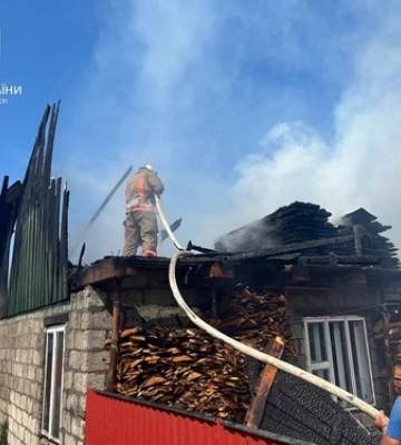 На Волині рятувальники борються з вогнем: за добу загасили п&#039;ять пожеж