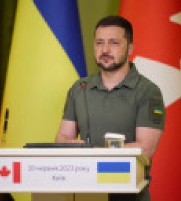Зеленський поговорить з Дудою перед його зустріччю з Макроном й Шольцом