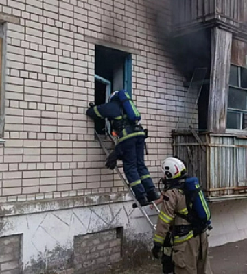 З пожежі у Нікопольському районі врятували жінку та чоловіка