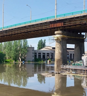Рівень води в Каховському водосховищі продовжує знижуватись