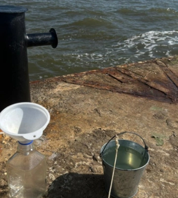 В Одессе в отобранных пробах морской воды зафиксировали соленость ниже нормы