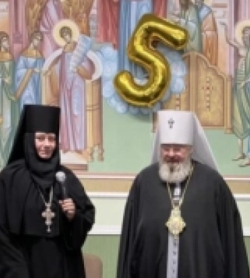 «Прекрасное далеко» на Зимненський лад: на Волині духовне училище УПЦ МП святкувало ювілей. ВІДЕО