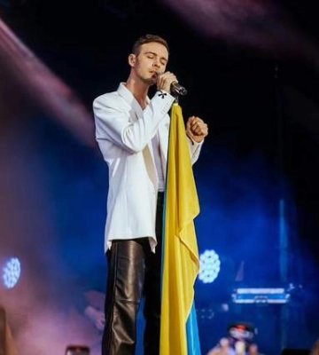 Макс Барських вперше заспівав &quot;Тумани&quot; українською: як звучить перекладена пісня