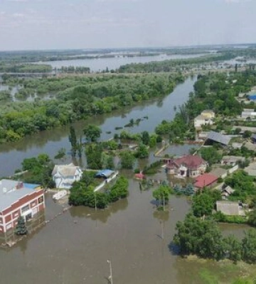 Росіяни грабують будинки в окупованих селах Херсонщини, де сходить вода, - Центр національного спротиву