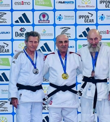 Професор з Кропивницького завоював «бронзу» на чемпіонаті Європи серед ветеранів