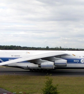 Канада арестовала российский Ан-124 и обещает передать его Украине
