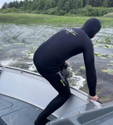 На Хрінницькому водосховищі підняли тіло потопельника