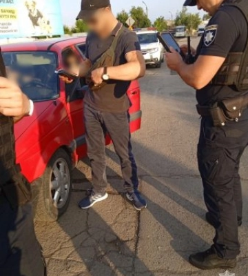 На Закарпатті патрульні зупинили водія, який уже не вперше кермує у стані спʼяніння