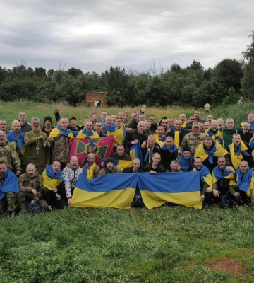 Украина вернула из плена 95 защитников, среди них участники спецоперации, которые летели на окруженную Азовсталь