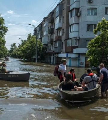 Каховская ГЭС: на Херсонщине уровень воды упал почти на четыре метра