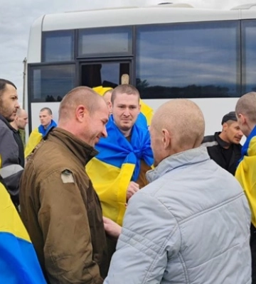 СБУ показала кадри з обміну полоненими