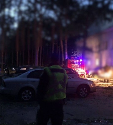 В Київській області уламки збитих ракет пошкодили поліклініку та гуртожиток
