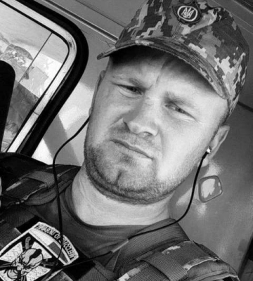 На Рівненщині попрощались із Героєм, який загинув на Луганщині