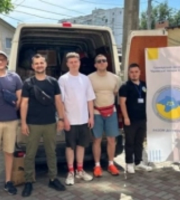 Активісти організації «Кримські татари Одещини» в черговий раз відвідали Херсон з  гуманітарною місією