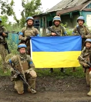 ВСУ освободили от оккупантов Сторожевое на Донетчине: в селе подняли украинский флаг. Фото и видео