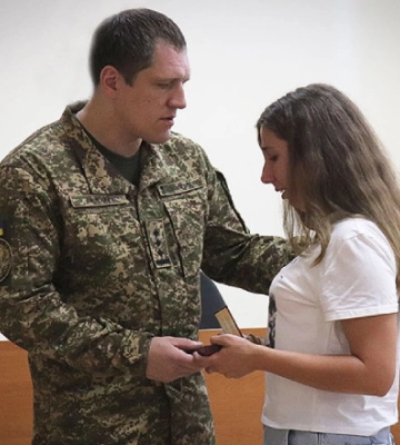 Родини загиблих нацгвардіїців отримали державні нагороди