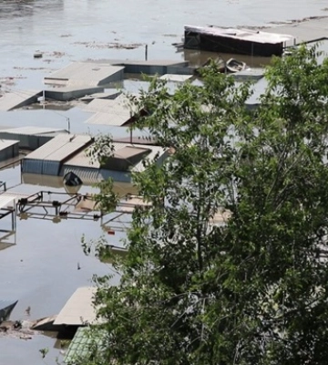 В пяти областях опасно использовать воду из водоемов - Минздрав