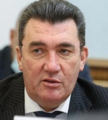 Данілов відповів на божевільні фантазії Медведєва про захоплення Києва