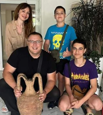 Біля одеського берега херсонці знайшли візантійську амфору