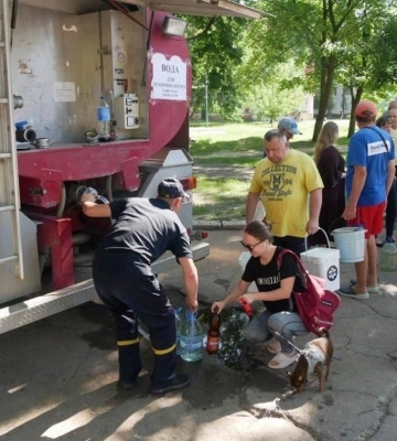 У п&#039;яти областях споживання води з акваторії Дніпра небезпечне - МОЗ