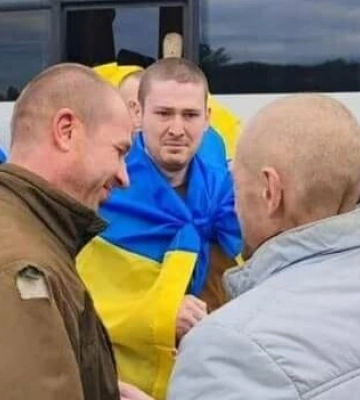П&#039;ять місяців вважали безвісти зниклим: з російського полону повернувся військовий з Полтавщини