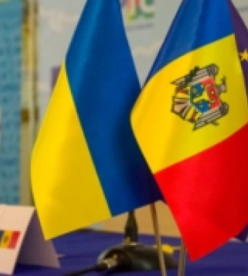 Україна і Молдова підписали угоду про будівництво мосту через Дністер
