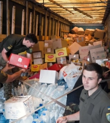 Буковина передала на Херсонщину вже 250 тонн гуманітарної допомоги