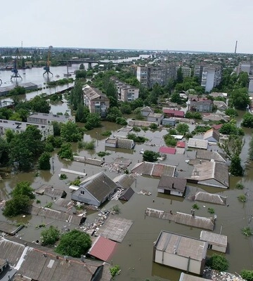 В Херсоне запретят въезд в микрорайон Корабел и введут более длительный комендантский час внутри него