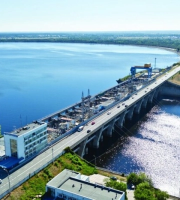 Чи можуть росіяни зруйнувати Київську ГЕС ракетами: роз’яснення військових