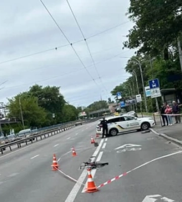 Суд заарештував водія, який збив у Києві дитину на велосипеді