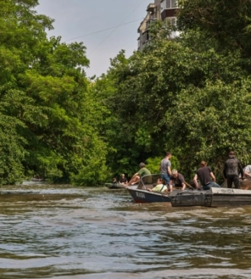 Ще двоє людей загинули через підтоплення Херсона