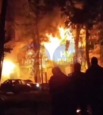 У Кривому Розі ракети влучили у п’ятиповерхівку