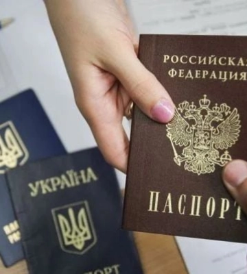 В Мелитополе из-за отказа брать паспорт рф сотрудников интерната увольняют, а у селян забирают паи 