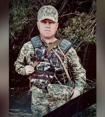 Біль та сум. На Дніпропетровщині провели в останню путь Дмитра Кириченка, який загинув в бою поблизу Оріхова