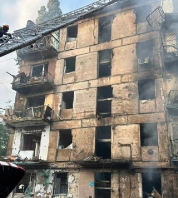 Ракетний удар по п&#039;ятиповерхівці у Кривому Розі: троє загиблих, 25 поранених