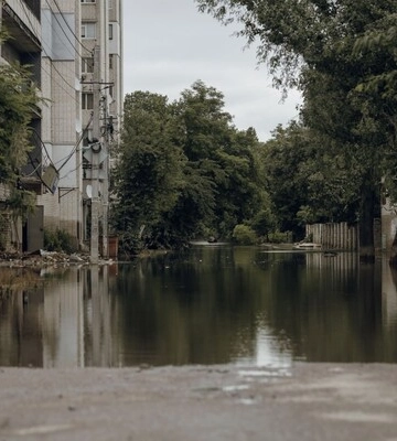 Підрив Каховської ГЕС: Рівень води продовжує знижуватись, однак є загиблі, поранені та зниклі безвісти люди