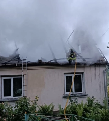 У Дубні згоріло горище житлового будинку