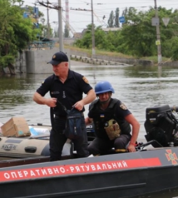На Херсонщині зберігається тенденція на спад рівня води, наразі відомо про 10 загиблих, - ОВА. ВIДЕО
