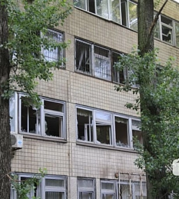 У Кривому Розі повибивало вікна у будинках та університеті біля епіцентру вибуху