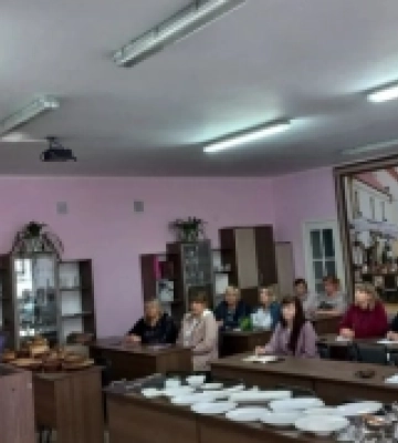 Короткострокові курси для кухарів закладів освіти розпочалися у Рівному