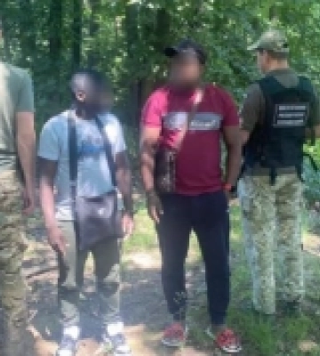 На Закарпатті під час спроби перетину кордону затримали трьох іноземців