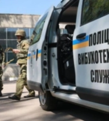 Мікрорайон Острів у Херсоні обстежуватимуть вибухотехніки