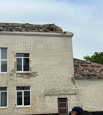 Рашисти влучили в дитячий інтернат на Сумщині