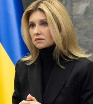 Зеленська емоційно відреагувала на удар по будинку в рідному Кривому Розі: &quot;Щирі співчуття&quot;