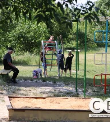 Жителі Кущівки самостійно прибрали узбережжя Інгулу (фоторепортаж)