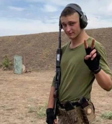 Загинув, не встигнувши зробити пропозицію коханій: спогади про молодого Героя з Волині