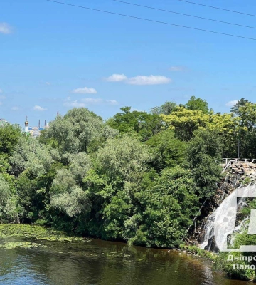Як у Дніпрі працює єдиний в Україні штучний водоспад