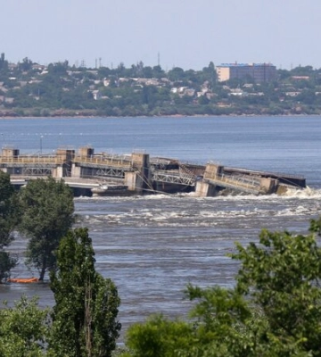 Окупанти щодня підривають дамби в зонах контрнаступу – Міноборони