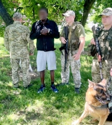 На Закарпатті під час спроби перетину кордону затримали трьох іноземців