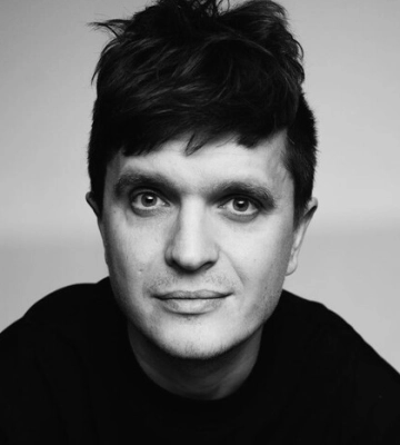 Тримайся, рідне місто, – Анатолій Анатоліч з болем відреагував на удар по будинку в Кривому Розі